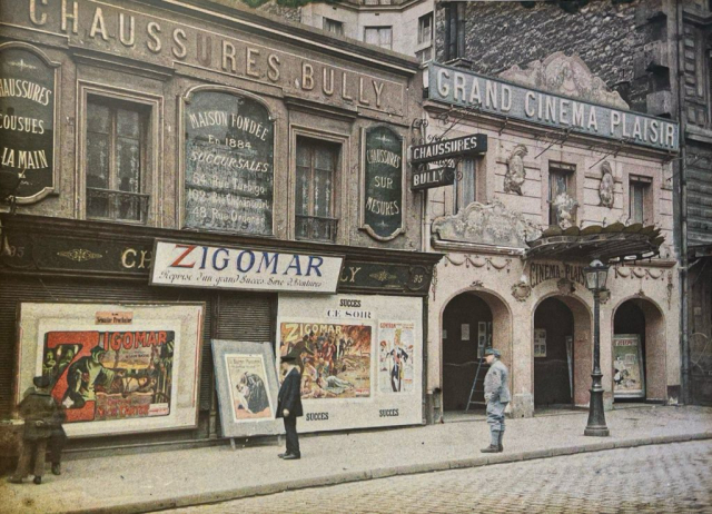 Rue-de-la-Roquette-Paris-1918-photographer-Auguste-Leon-Archives-of-the-Planet-Autochrome-Plate