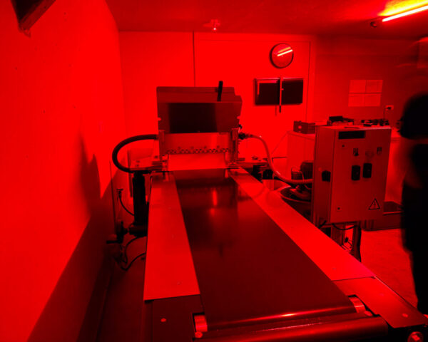 Zebra-Dry-Plates-Coating-Machine-for-Dry-Plates-Silver-Gelatine-Emulsion-9